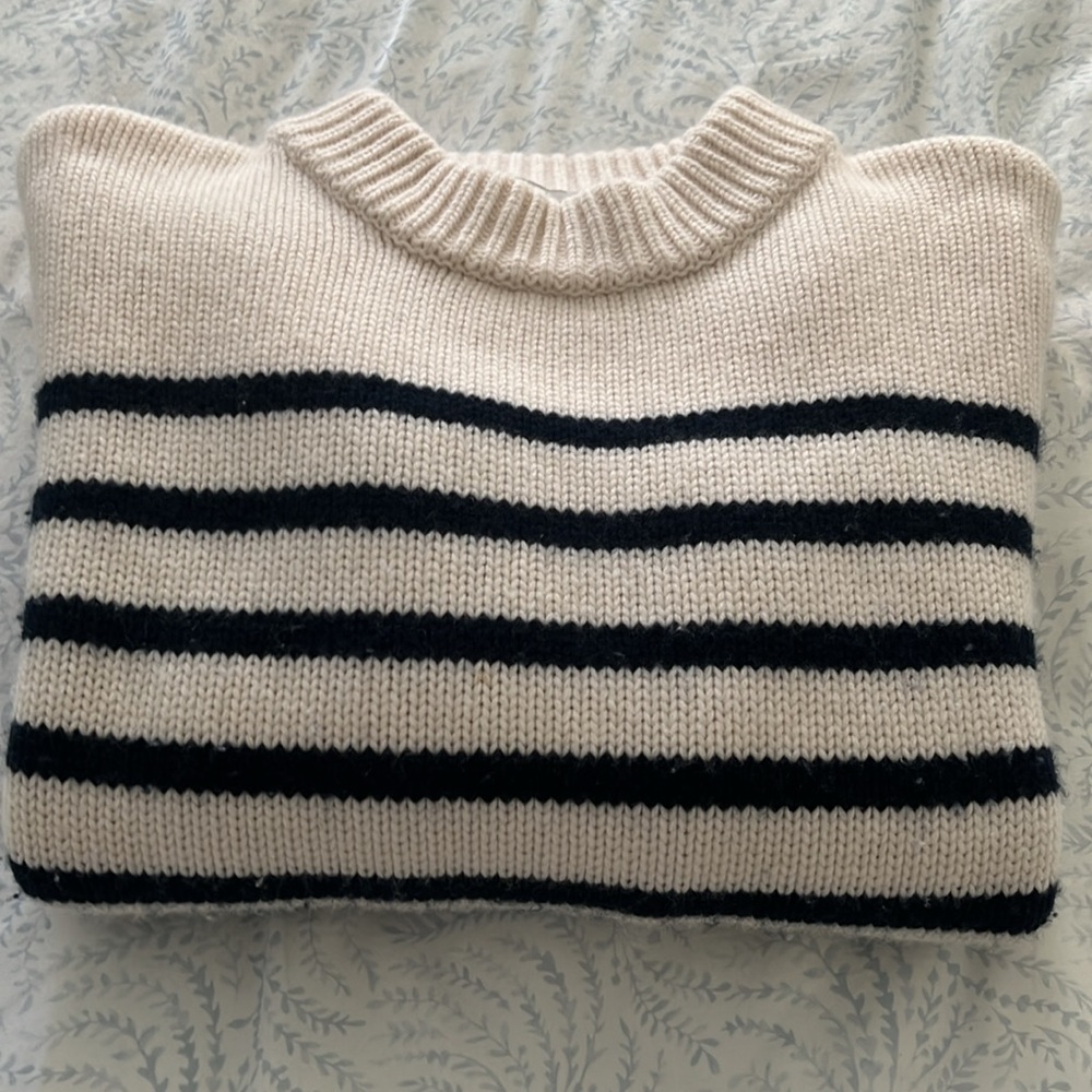 Iconic MARIN sweater by LA LIGNE. Size Medium.  oversized sweater so 6-8 size.